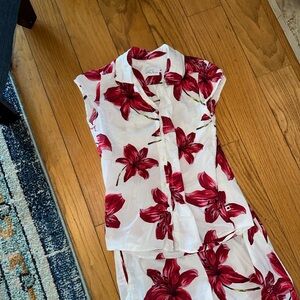 Floral Women's Pajama Set - Red and White